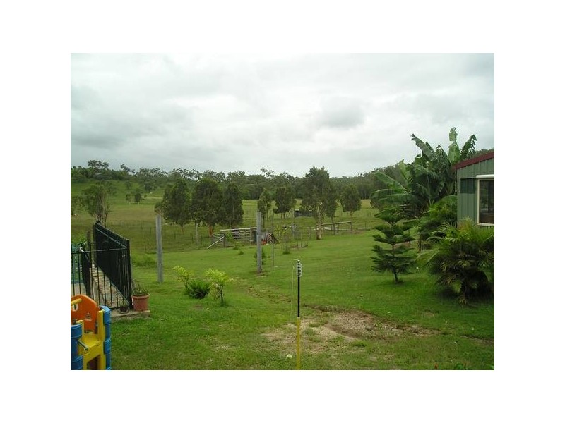 518 Whitsunday Dr, Bloomsbury QLD 4799