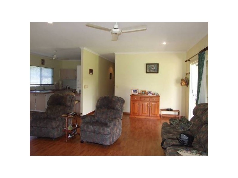 7 Gardenia Street, Proserpine QLD 4800