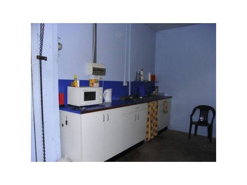 110 Eighth Avenue, Home Hill QLD 4806