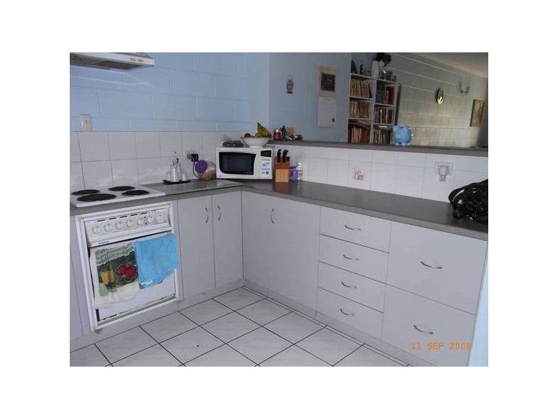 1/6 Gardenia Street, Proserpine QLD 4800