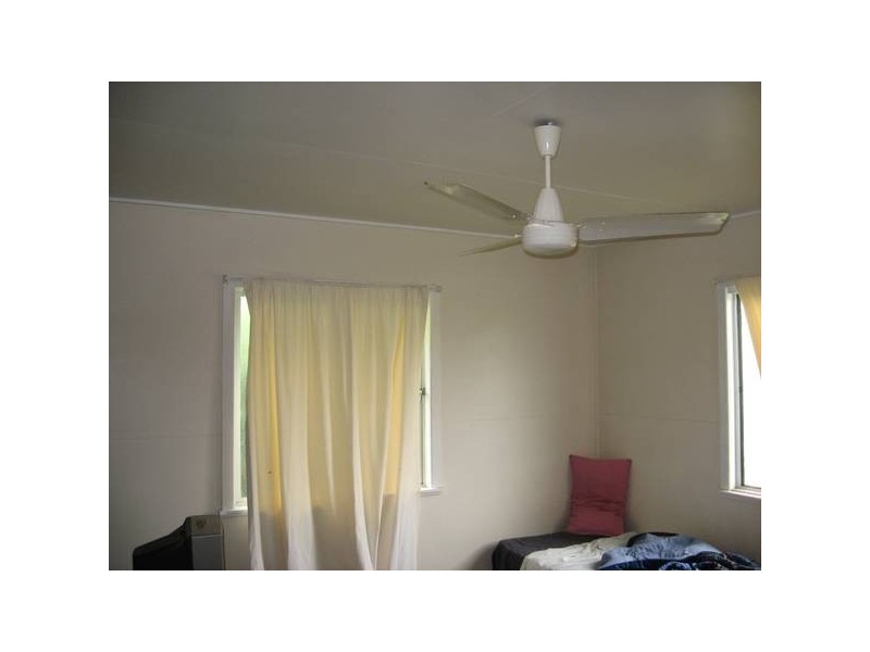 036 Chapman Street, Proserpine QLD 4800