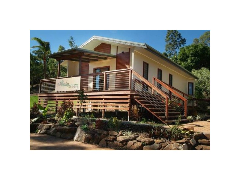 76 Shute Harbour Road, Airlie Beach QLD 4802