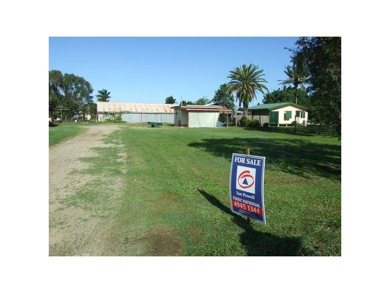15 Dudley Road, Proserpine QLD 4800