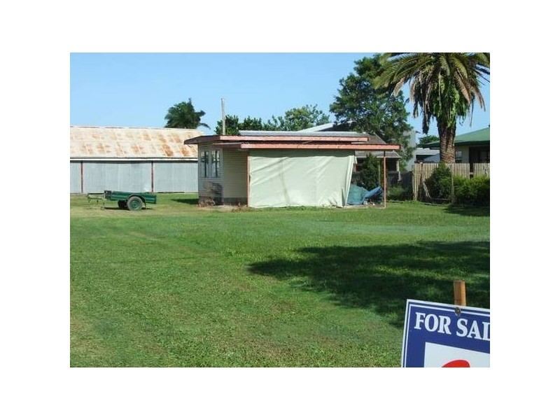 15 Dudley Road, Proserpine QLD 4800