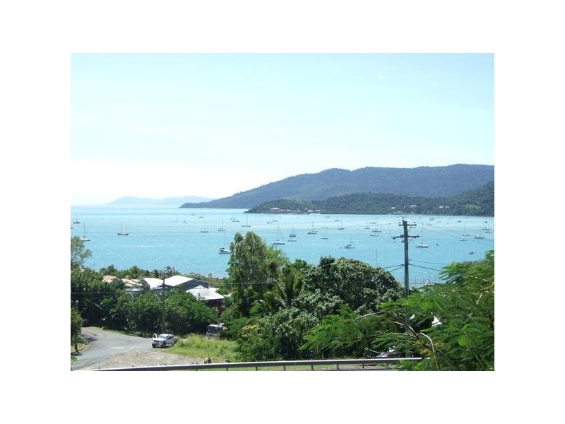 43 Airlie Crescent, Airlie Beach QLD 4802