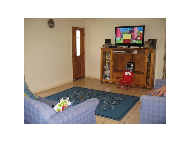 19 O’Hanlon Crescent, Mount Julian QLD 4800