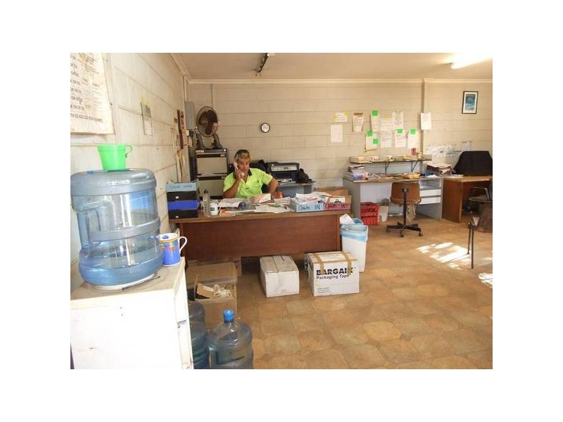 5 Nicol Street, Proserpine QLD 4800