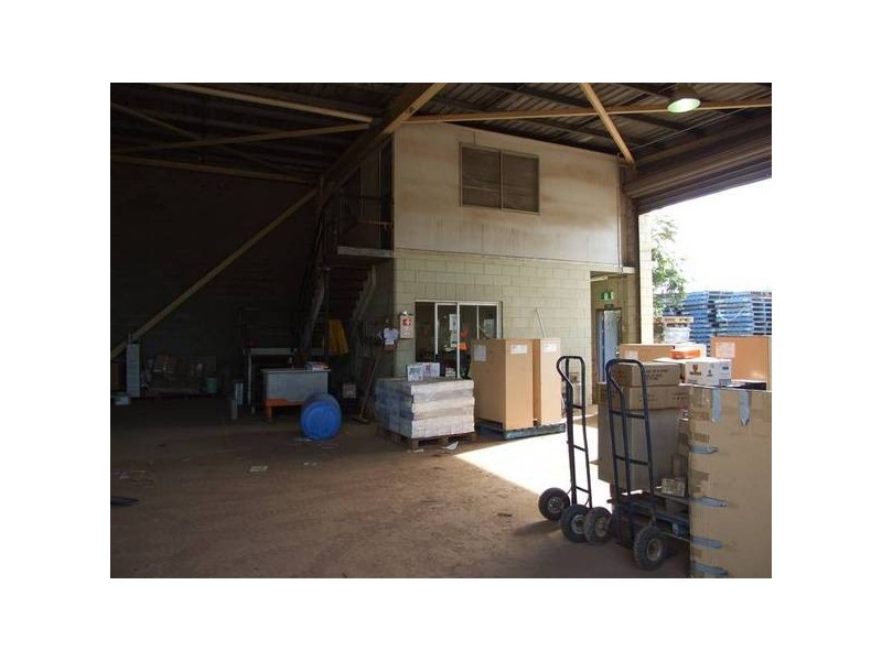 2/5 Nicol Street, Proserpine QLD 4800