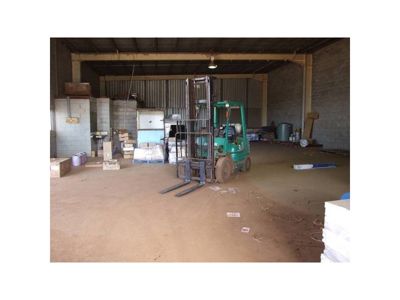 2/5 Nicol Street, Proserpine QLD 4800