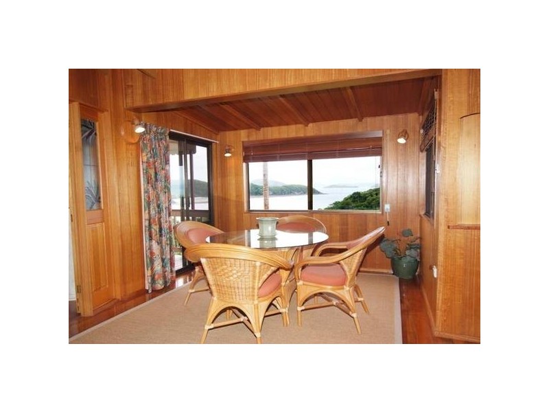 15 Warrain Street, Airlie Beach QLD 4802