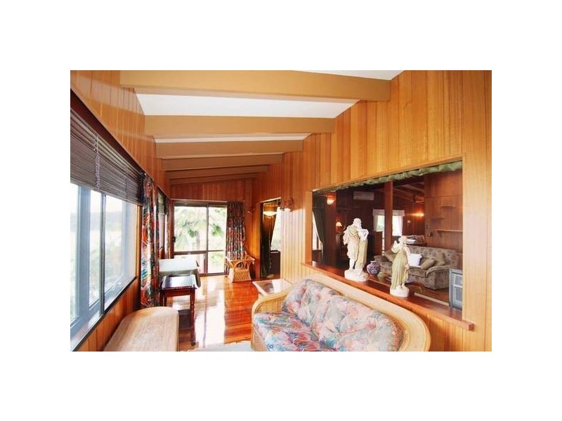 15 Warrain Street, Airlie Beach QLD 4802