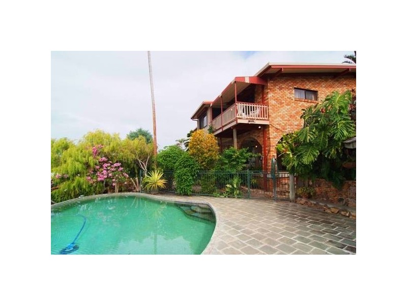 15 Warrain Street, Airlie Beach QLD 4802