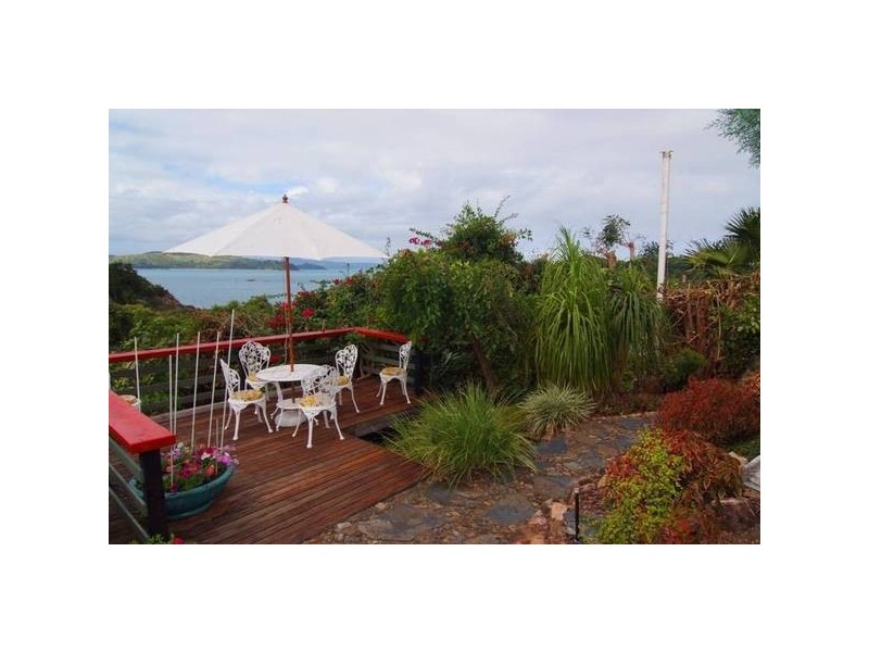 15 Warrain Street, Airlie Beach QLD 4802