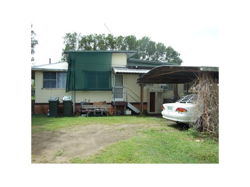 13 Dudley Street, Proserpine QLD 4800