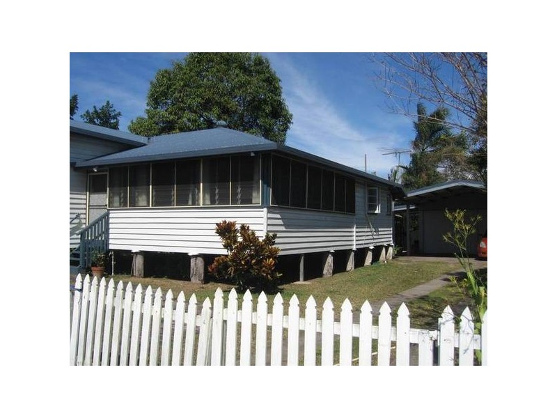 28 Ruge Street, Proserpine QLD 4800