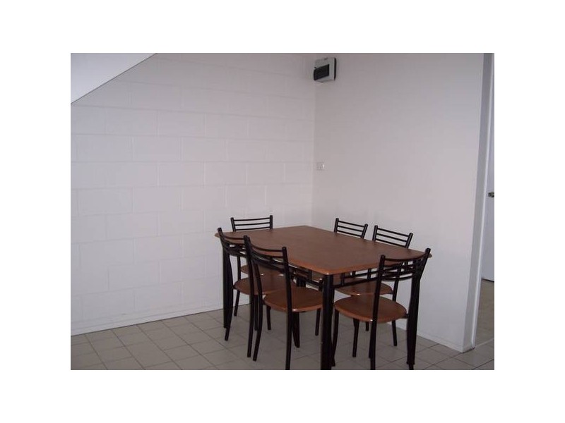 5/15 Hinschen Street, Proserpine QLD 4800