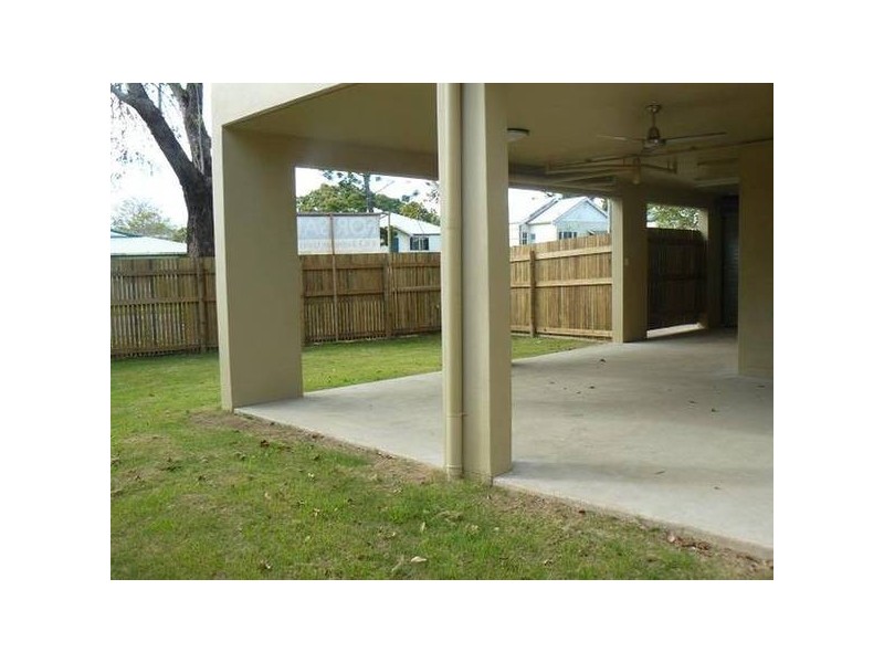 16 Marathon, Proserpine QLD 4800