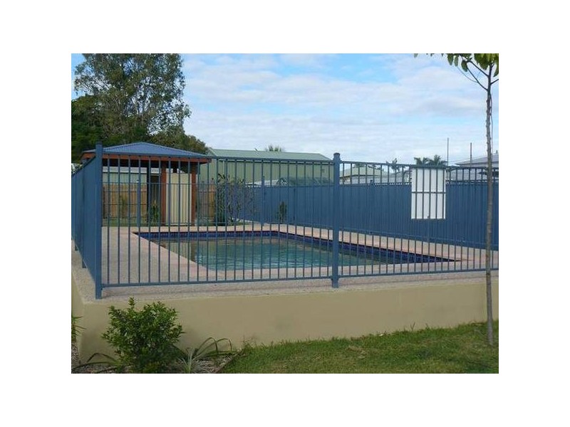 16 Marathon, Proserpine QLD 4800