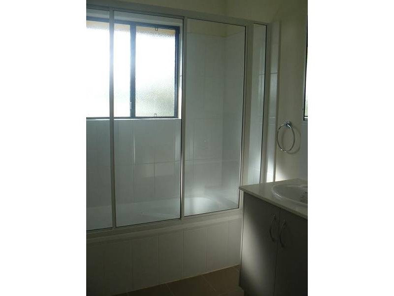 16 Marathon, Proserpine QLD 4800