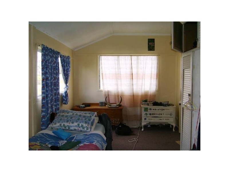 1 Bruce Highway, Bloomsbury QLD 4799