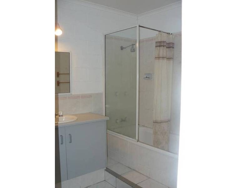 3/6 Gardenia Street, Proserpine QLD 4800