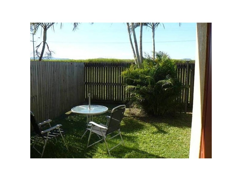 3/6 Gardenia Street, Proserpine QLD 4800