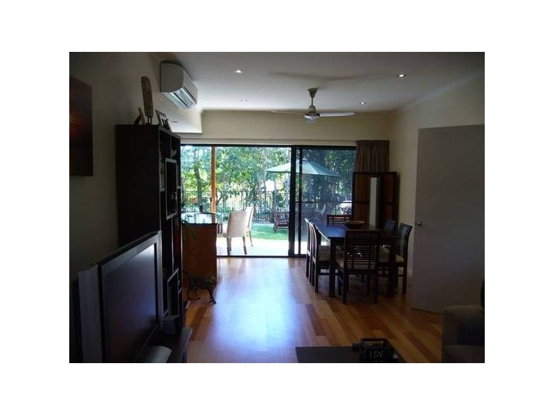 106/25 Abel Road, Cannonvale QLD 4802