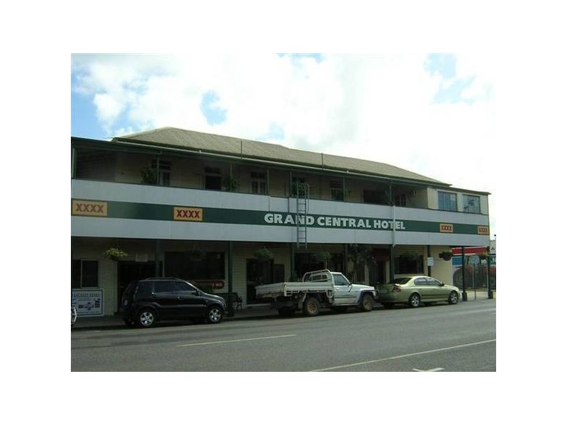 69 Main Street, Proserpine QLD 4800