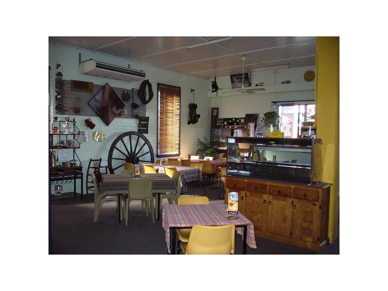 69 Main Street, Proserpine QLD 4800