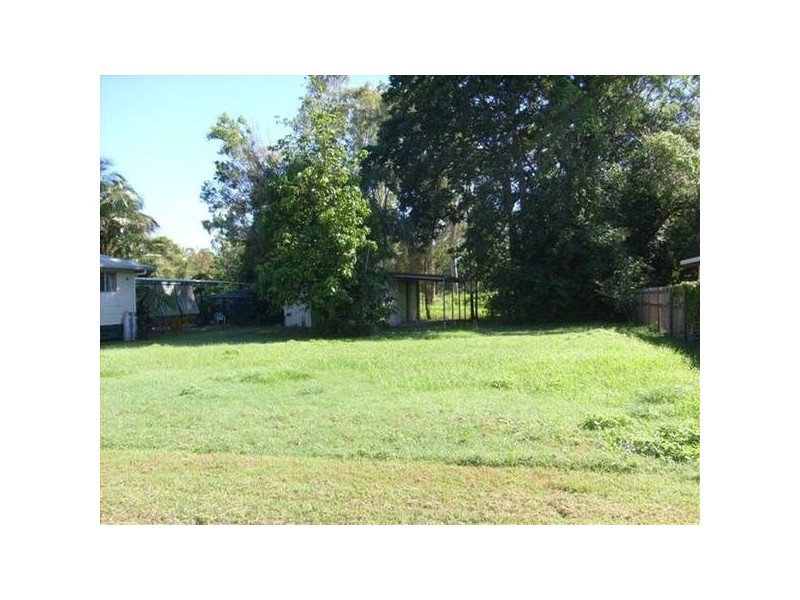 11 Bundesen Ave, Midge Point QLD 4799