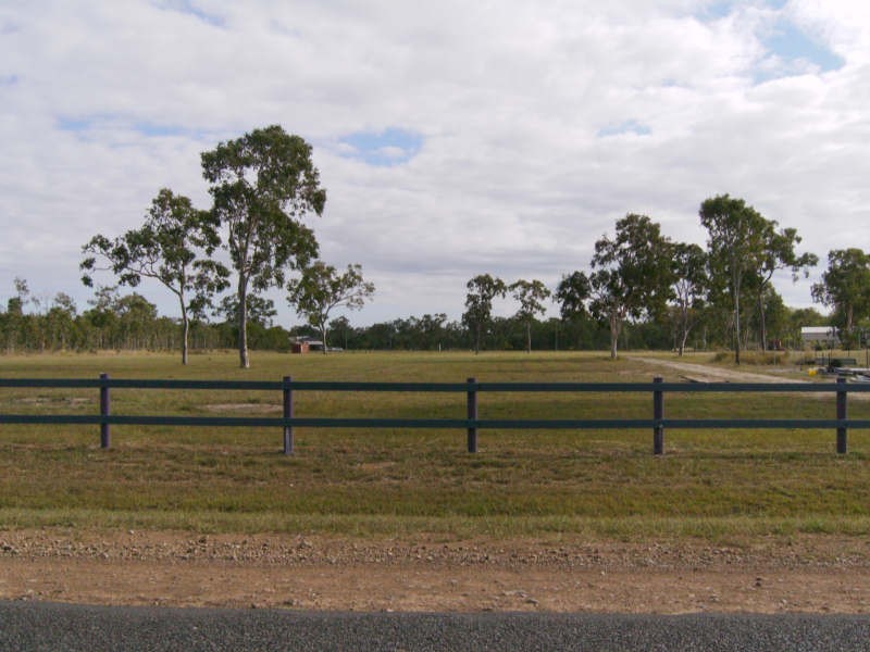 2/20 Midge Point Road, Midge Point QLD 4799