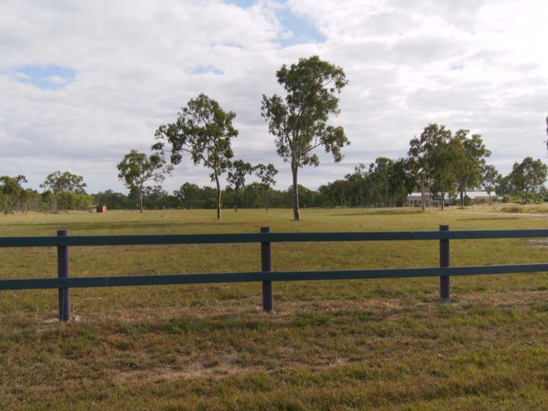 2/20 Midge Point Road, Midge Point QLD 4799