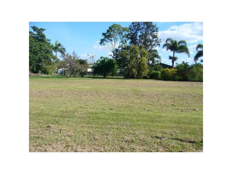 106 Faust Street, Proserpine QLD 4800