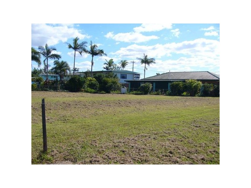 106 Faust Street, Proserpine QLD 4800