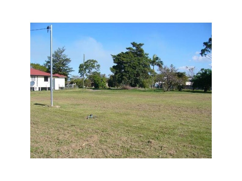 106 Faust Street, Proserpine QLD 4800