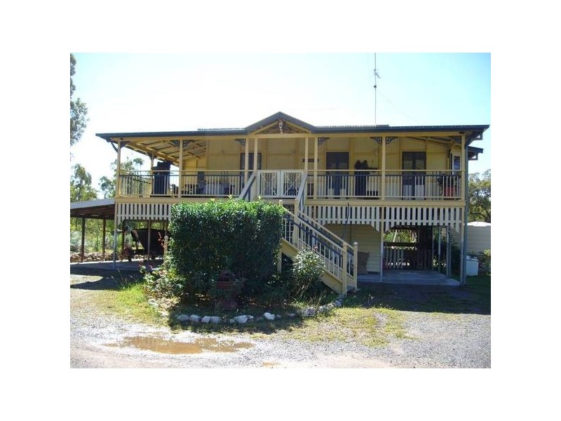 10 Lawson Street, Midge Point QLD 4799