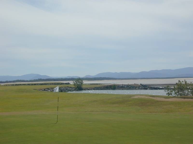Unit 1440 Cascades, Midge Point QLD 4799