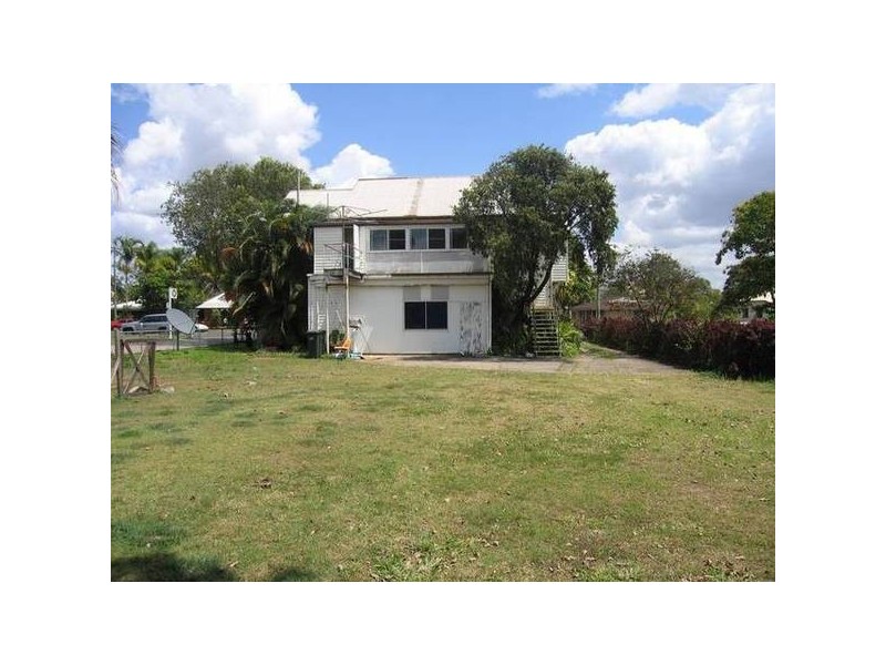 9 Chapman Street, Proserpine QLD 4800