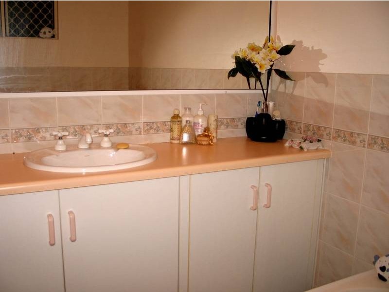 34 Braithwaite Crescent, Cannonvale QLD 4802