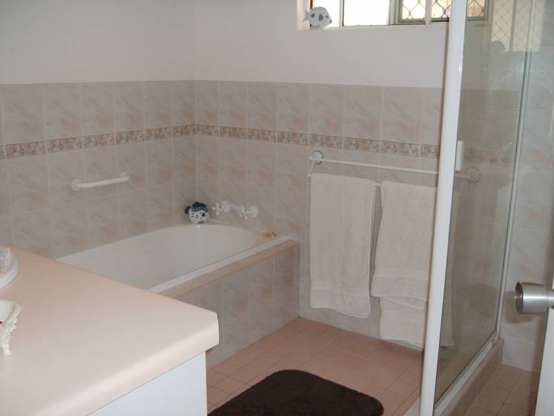 34 Braithwaite Crescent, Cannonvale QLD 4802