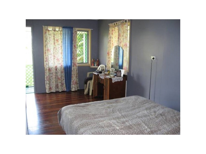 28 Peters Ave, Midge Point QLD 4799