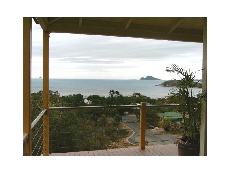 23 Blackcurrant Drive, Hideaway Bay QLD 4800