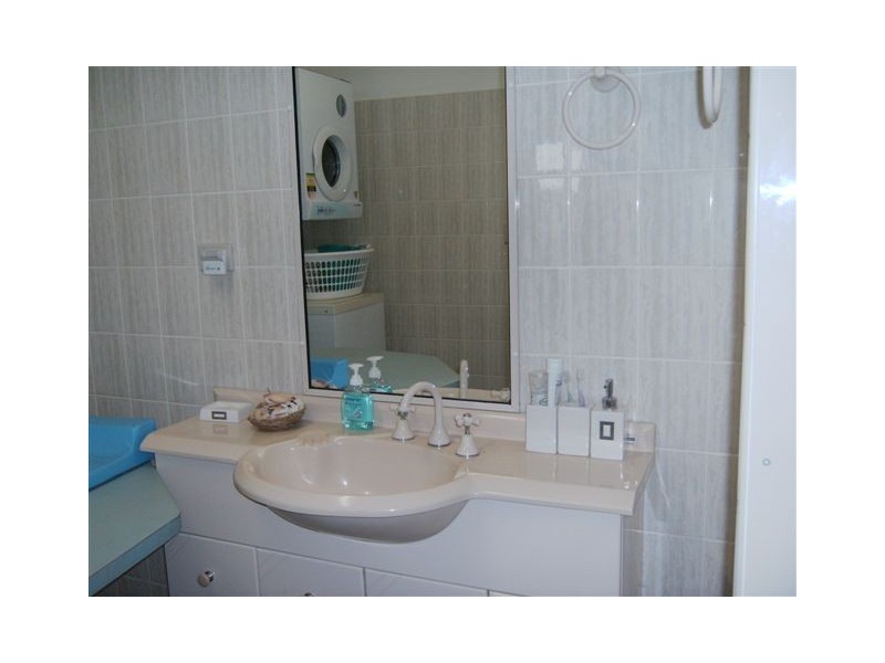 23 Blackcurrant Drive, Hideaway Bay QLD 4800