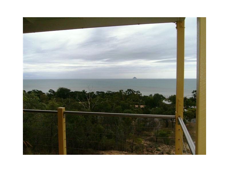 23 Blackcurrant Drive, Hideaway Bay QLD 4800