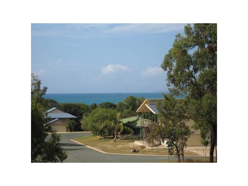 16 Saddleback Road, Hideaway Bay QLD 4800