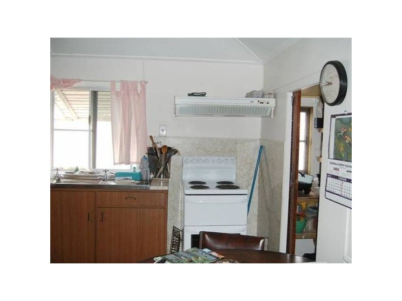25 Ruge Street, Proserpine QLD 4800