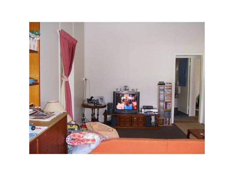 25 Ruge Street, Proserpine QLD 4800