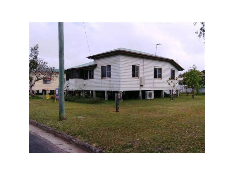 25 Ruge Street, Proserpine QLD 4800