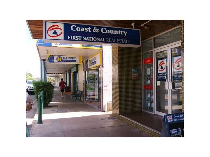 33 Main Street, Proserpine QLD 4800