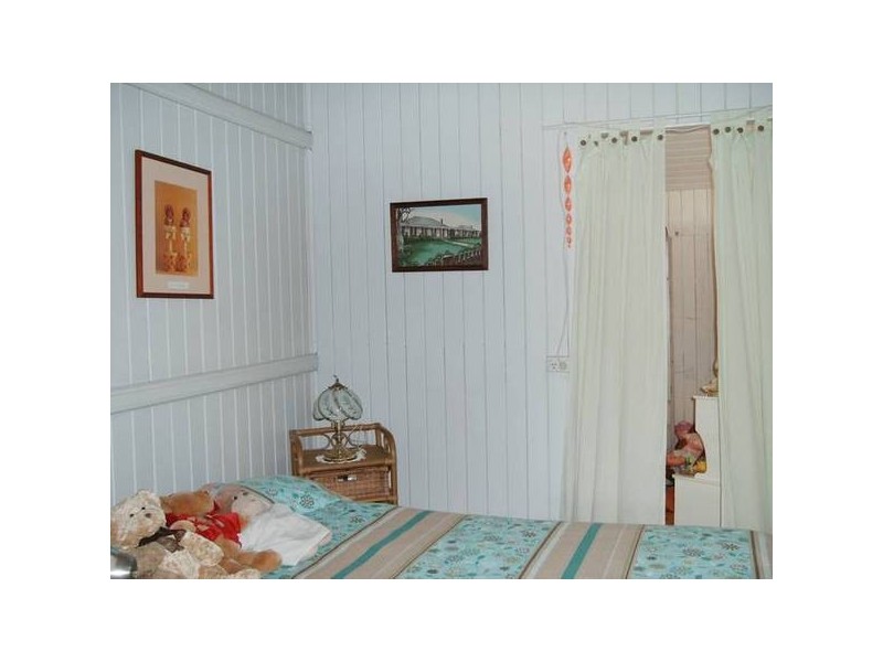 27 Ann Street, Proserpine QLD 4800